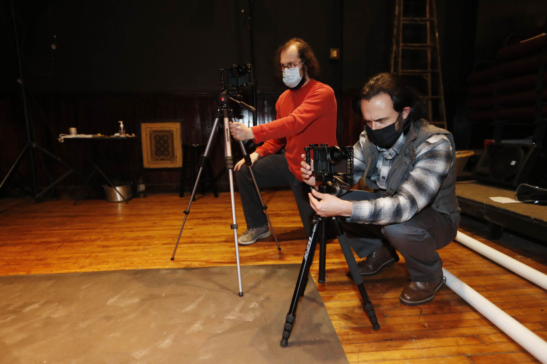 FEATURES New Phoenix Theatre CANTILLON doben and lattimer